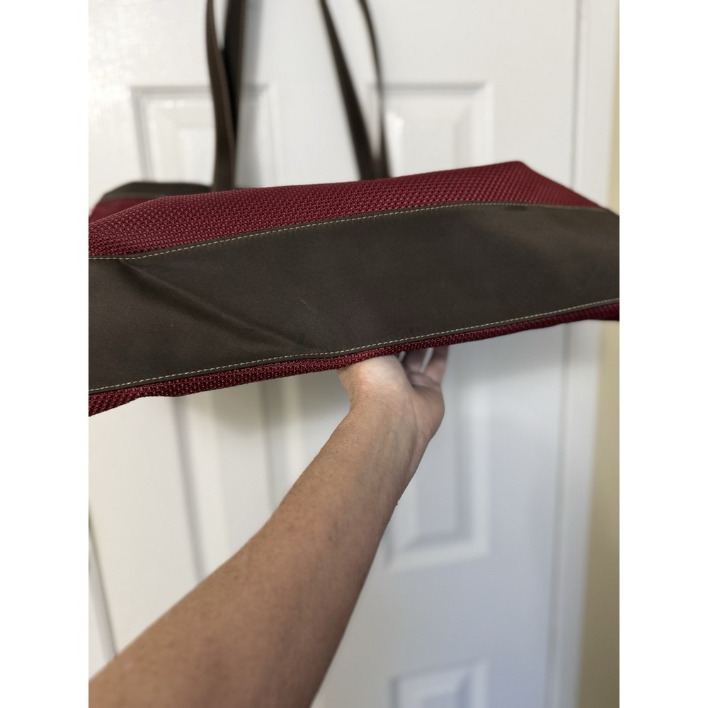 The Sak Burgundy Woven Tote Bag Large Traveler Weekender Leather Trim Purse - Picture 4 of 5